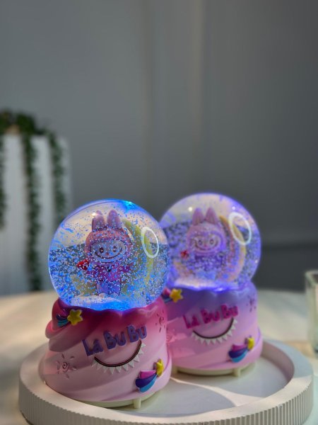 بلورة مضيئة لابوبو هلال